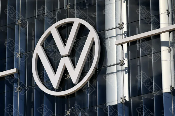 2024年12月25日:德国的汽车巨头已经摇摇欲坠 现在特朗普想把它们变成美国公司